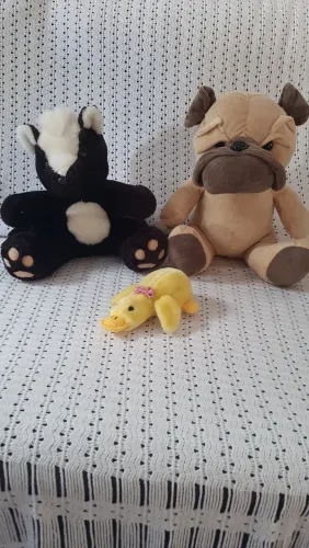 Lote de Pelúcias - Urso, Skunk e Patinho