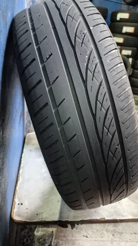 Pneu 215/60r17