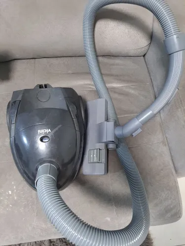 Aspirador de Pó Vicini - Eficiência e Praticidade