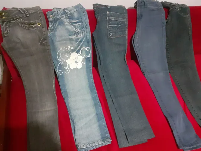 Lote de Calças Jeans Femininas