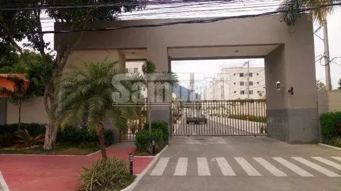 Lindo apartamento de 2 quartos no condomínio Parque Roma, em Campo Grande, RJ