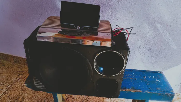Vendo o kit multimídia mais caixa de som de trio com módulo 1600w com 4 canais