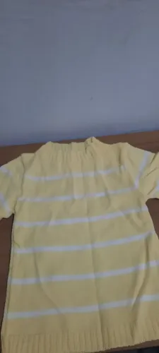 Blusa feminina listrada, tamanho único.