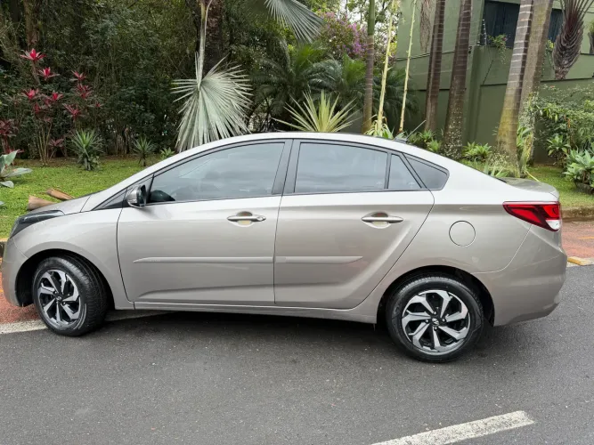 Hyundai HB20S C.style/c.plus1.6 Flex 16V Aut. 4P 2019