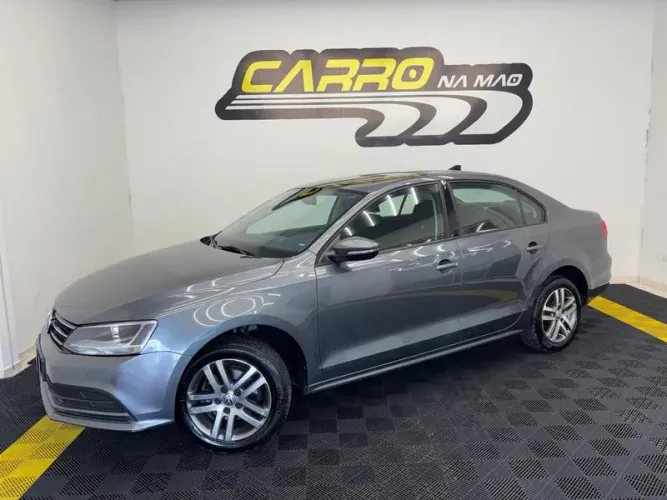 Volkswagen Jetta Comfortline 2.0 T.flex 8V 4P Tipt. 2015