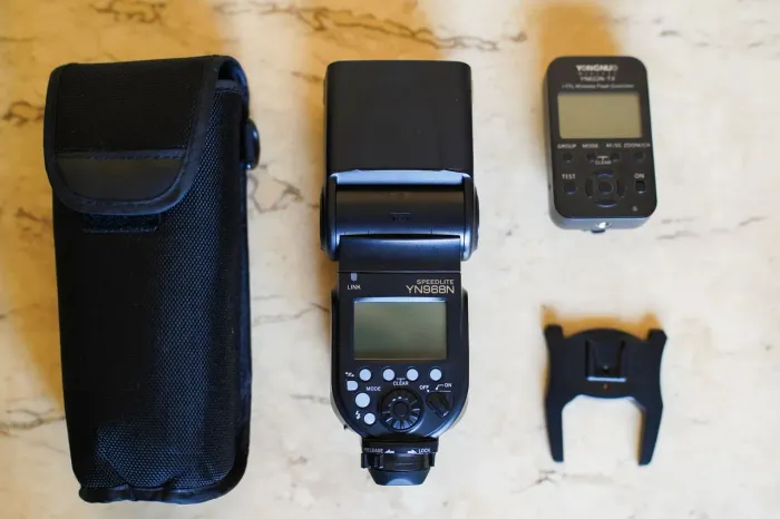 Flash YongNuo para Nikon YN968N +  YN622N-TX (i-TTL Wireless Flash Controller)