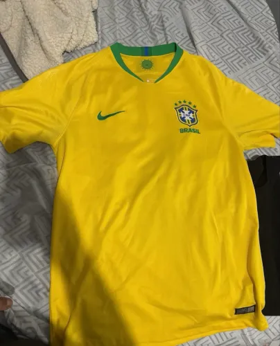 Camiseta ORIGINAL Brasil 2018 (seminova) perfeita