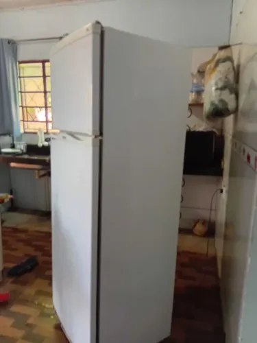 Geladeira duplex Dako ótimo estado