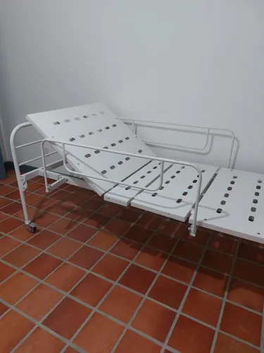 Cama hospitalar