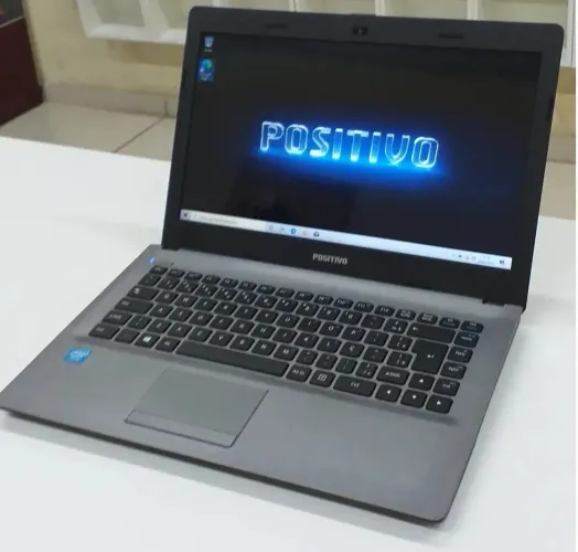Notebook positivo Stilo