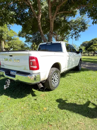 Ram 3500 Limited Longhorn 6.7 TB CD Diesel 2024