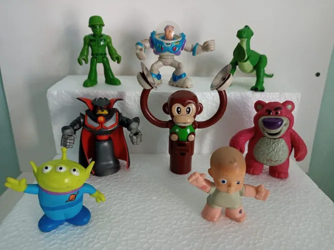 Coleção Com 8 bonecos Toy Story Disney Imaginext