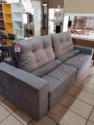 Sofá retrátil e reclinável 