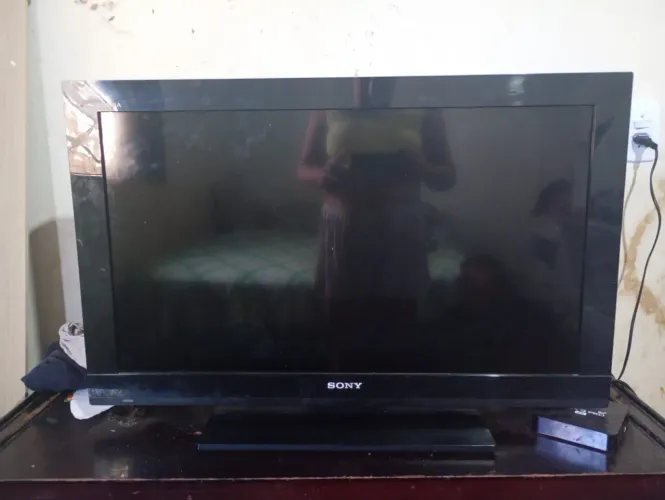 Vendo tv Sony 32 polegadas 