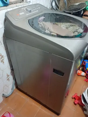 Máquina Brastemp 15 kilos inox