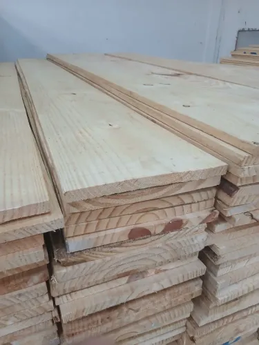 Tábuas e madeiras para construção