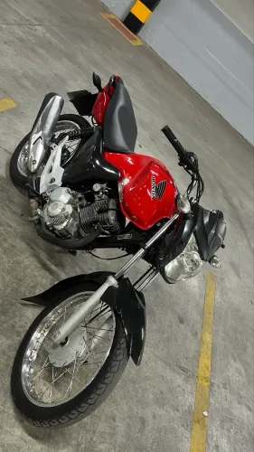 Moto de leilão