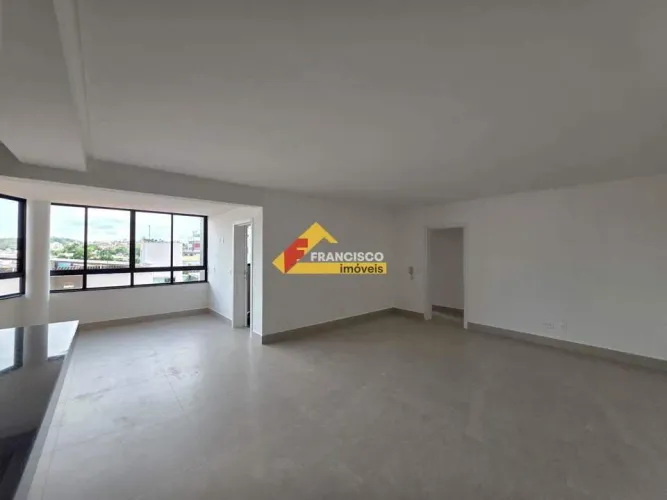Apartamento à venda, 3 quartos, 1 suíte, 2 vagas, Santa Clara - Divinópolis/MG