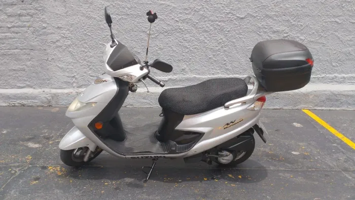 Suzuki Burgman 2009 impecável 