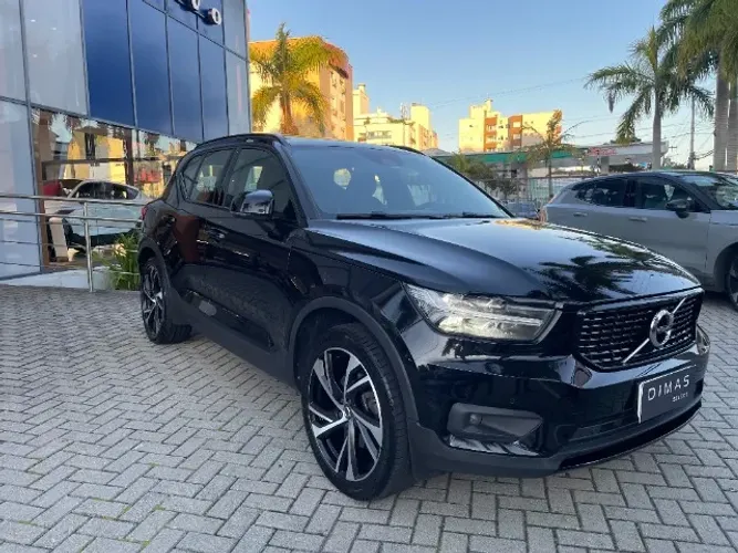 Volvo XC40 T-5 R-design 2.0 252cv AWD 2019