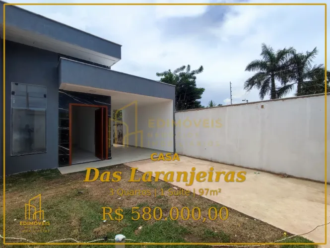 Das Laranjeiras: Casa com Ambientes Integrados e Espaço Externo