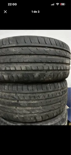 Vendo 2 pneu mais de meia vida 225/45/17
