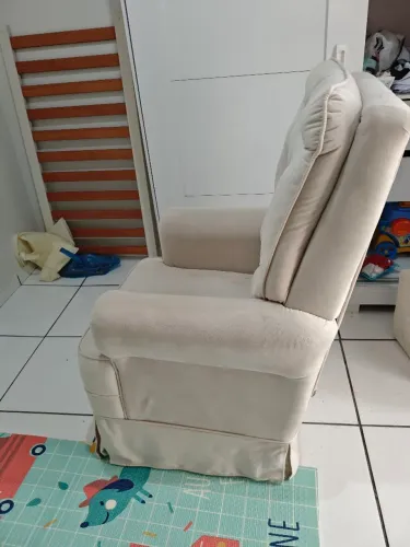 Poltrona de amamentação 