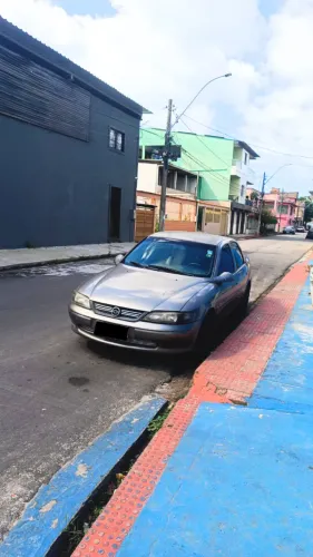 Chevrolet Vectra GL 2.2 / 2.0 MPFI 2000