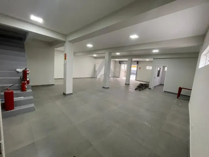 Salão para alugar em Campinas, Jardim Chapadão, com 132 m²