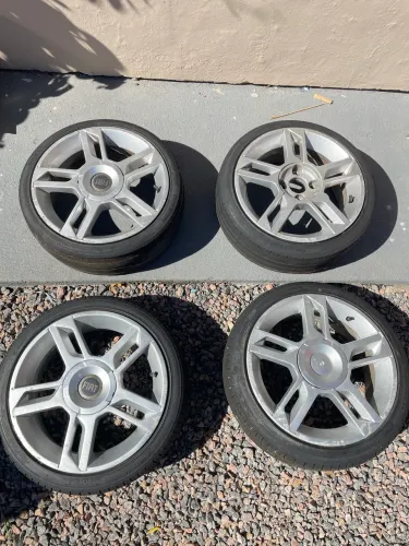 Vendo aro 15 do stilo 