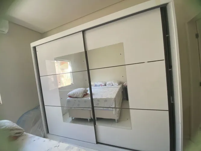 Guarda roupa casal 