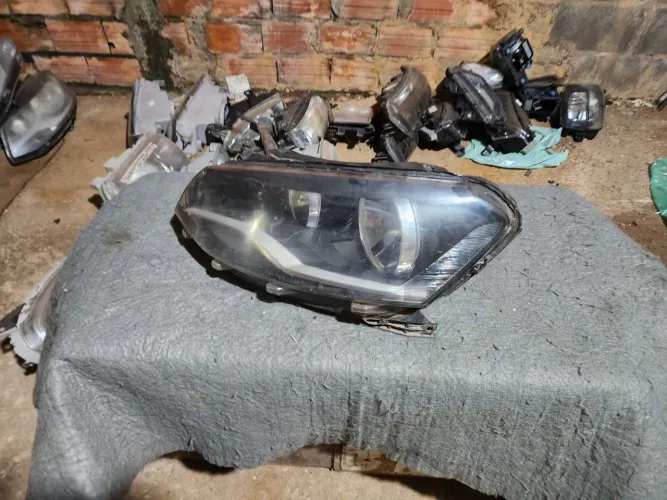 Farol esquerdo GOL G6 12/16 original 