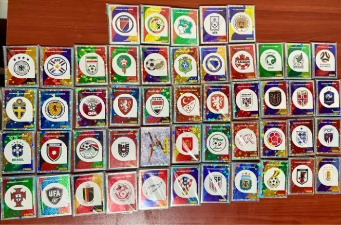 Figurinhas da Copa do Mundo 2026 - Escudos das Seleções