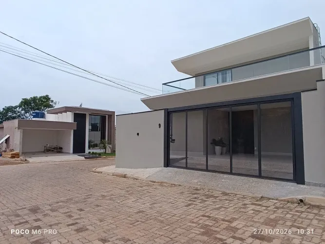 Lote 340m². Excelente localização.