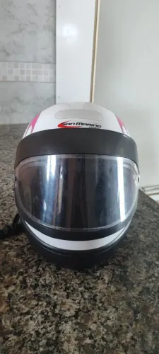 Capacete samarino, valor 190 reais