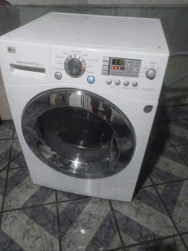 Lava e seca