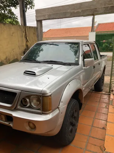 Mitsubishi L200 GLS 2.5 4X4 CD Diesel 2006