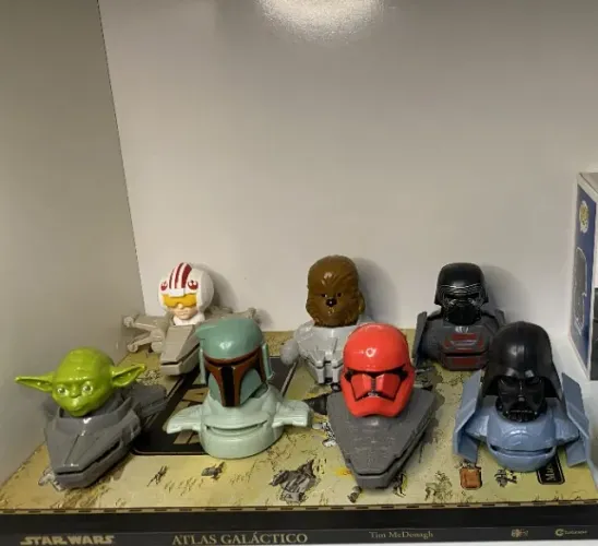 colecionáveis da coleção Star Wars do McDonald's, lançada em 2021