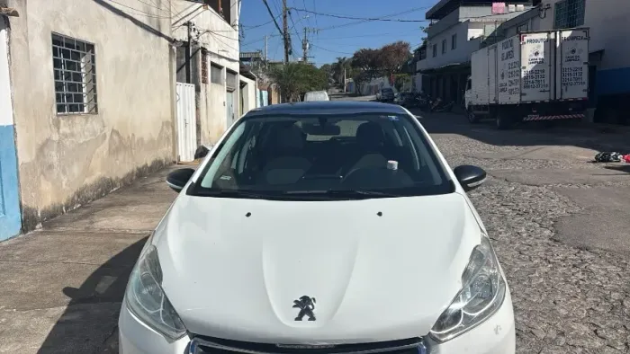 Peugeot 208 Allure 1.5 Flex 8V 5P 2016