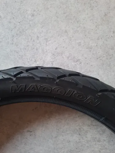Pneu Dianteiro moto aro 19