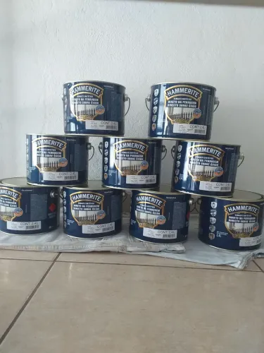 Tinta Hammerite dereto na ferrugem para pintura de portão e grades e estruturas metálicas