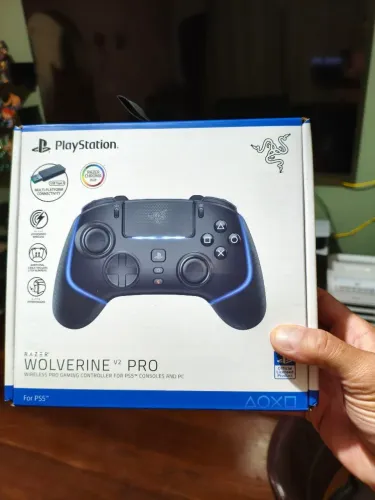 Controle Razer wolwerine pro V2 para ps5 e PC