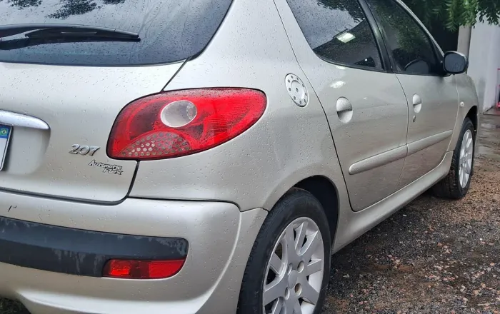 Peugeot 207 XS 1.6 Flex 16V 5P Aut. 2011