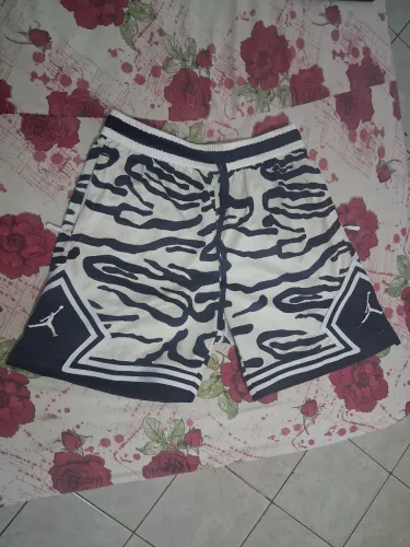 Short Jordan Diamond 