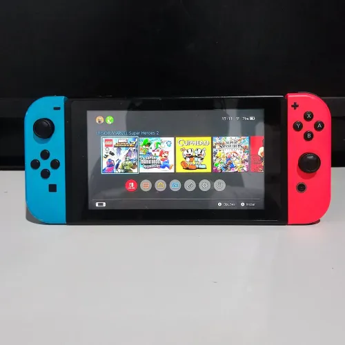 Nintendo Switch V2 32gb + 128gb de cartão sd desbloqueado