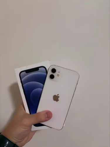 iPhone 12 64GB - Todo original muito conservado - Com acessórios, sem detalhes