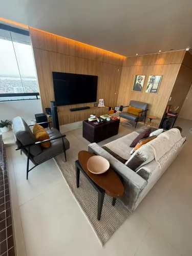 Apartamento, 2 quartos, 1 suíte, 88 m², 2 vagas no São Brás em Belém
