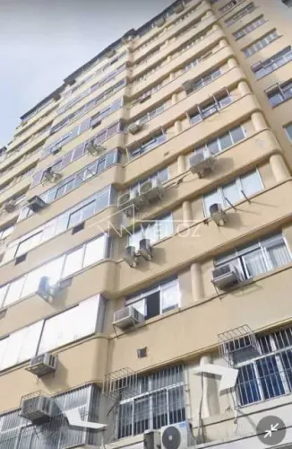 Apartamento : / Residencial / Centro