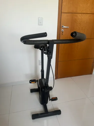 Bicicleta ergométrica fitness 