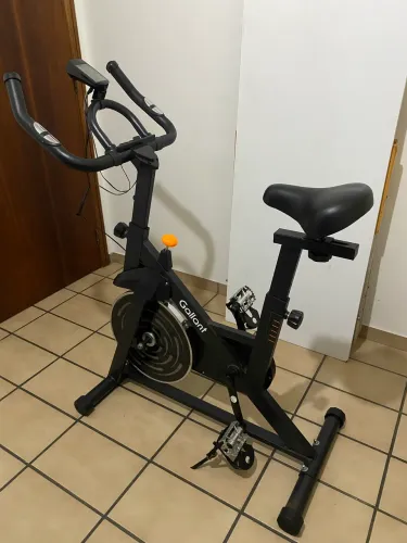 Bicicleta Ergométrica 6kg Semi Nova